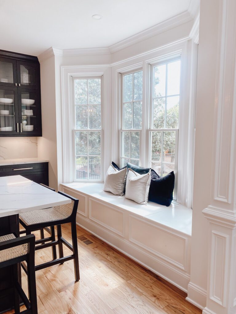 Built in bay window breakfast nook