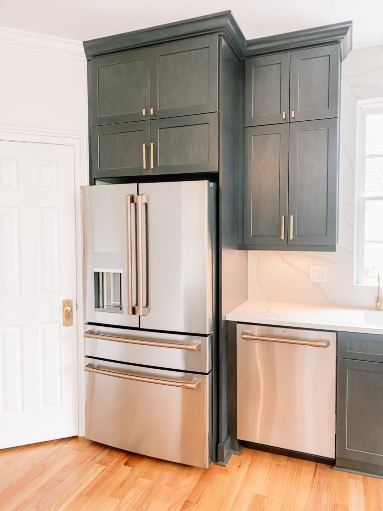 Cafe refrigerator and dishwasher with brass handles