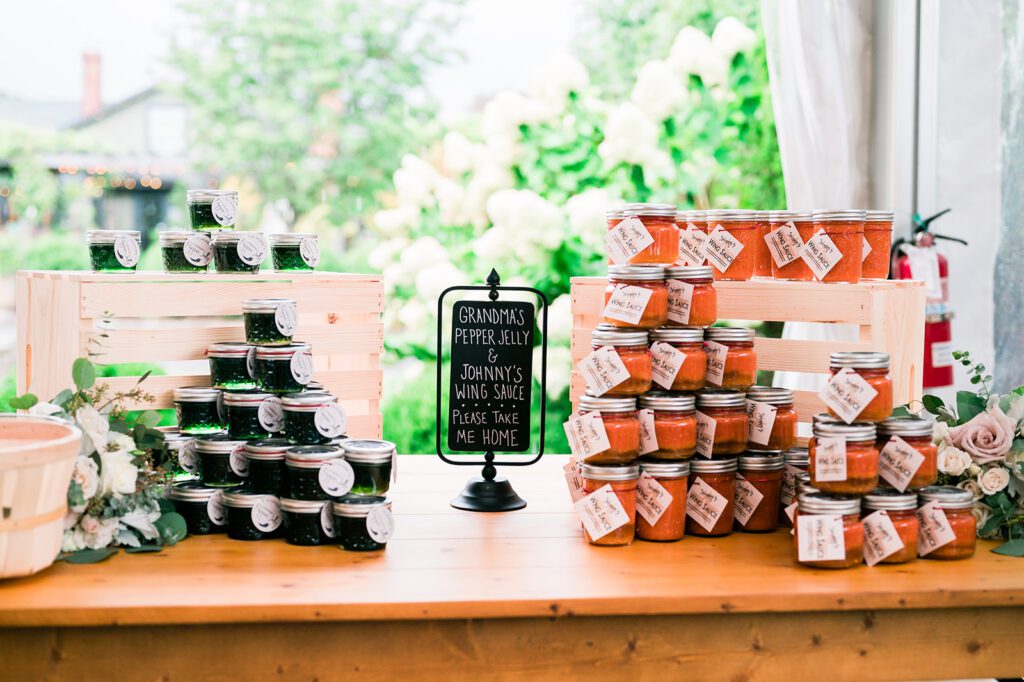 Mason jar wedding favors for guests